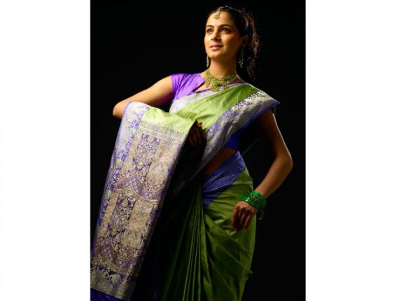 Salwar Kameez & Sari (Women's Silk Garments)