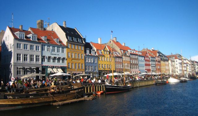 Indre By Canals Walking Tour