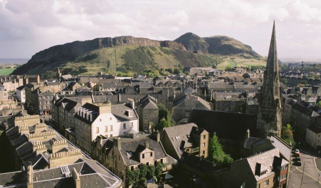 Holyrood Park and Duddingston Walking Tour, Edinburgh