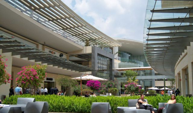 Polanco Shopping Walk