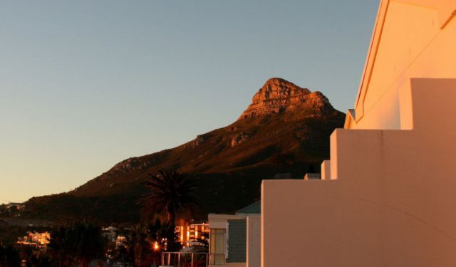 Camps Bay Walk, Cape Town