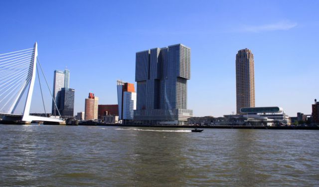 Kop van Zuid Walk