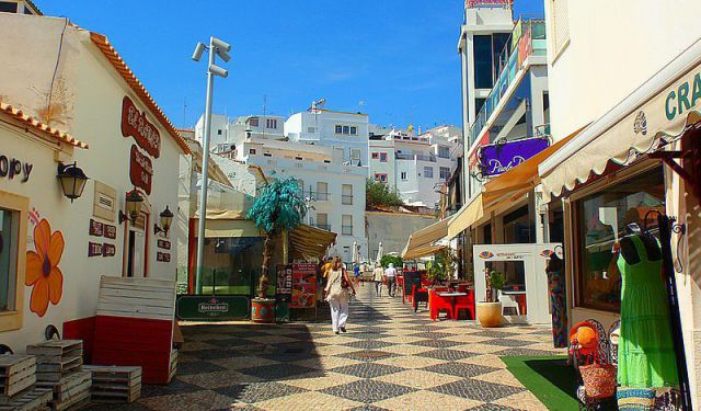 Downtown Shopping & Dining Walk, Albufeira