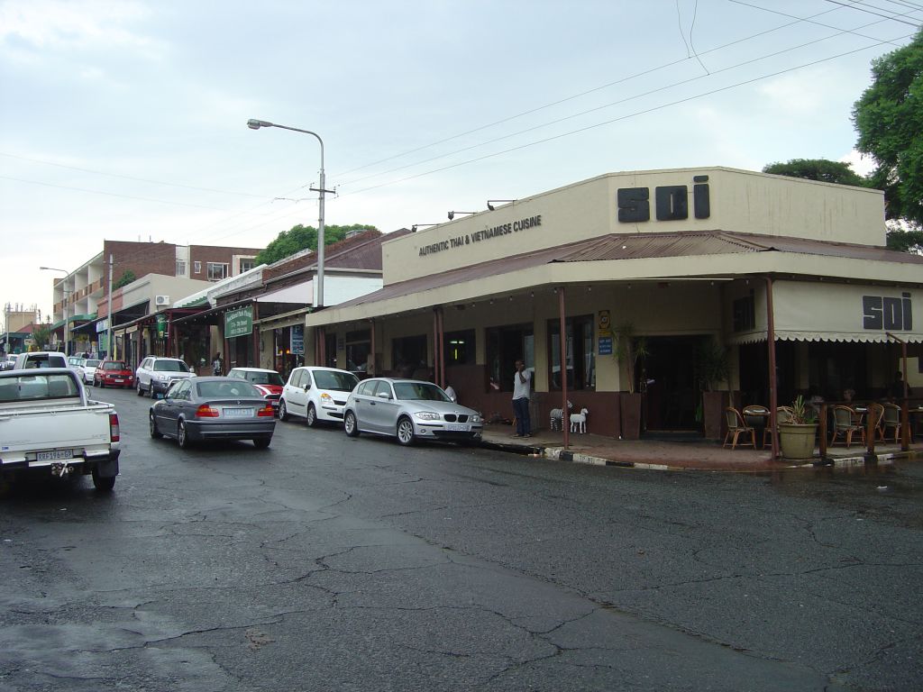 Shopping and Leisure Walk in Melville (Self Guided), Johannesburg