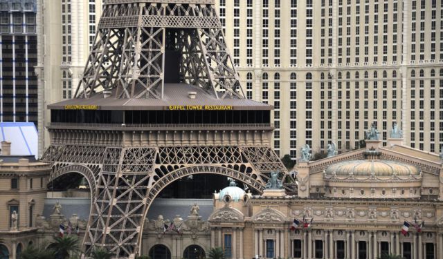 Eiffel Tower Restaurant Las Vegas  Las vegas vacation, Las vegas  restaurants, Vegas vacation