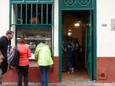 La Puerta Falsa