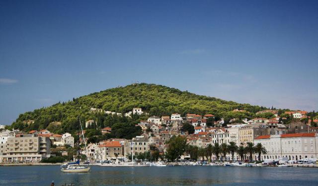 Marjan Hill Walking Tour