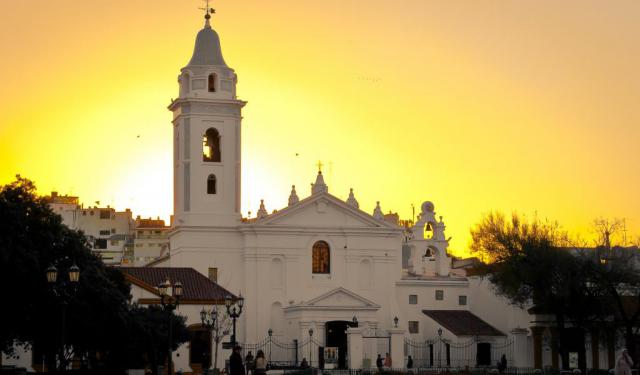 Recoleta Neighborhood Walking Tour