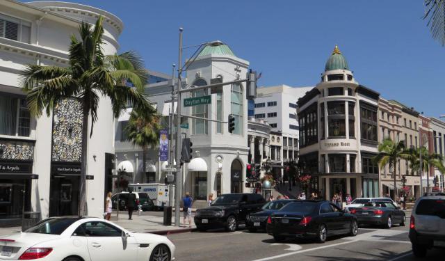 Beverly Hills Walking Tour