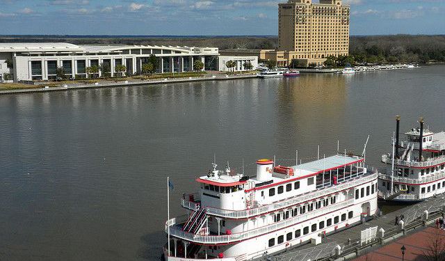 River Street Sightseeing And Shopping Self Guided Savannah Georgia