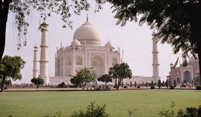 Taj Mahal Walking Tour