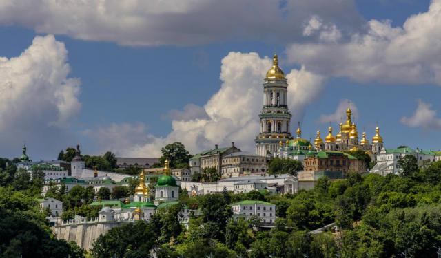 Monastery of Kiev Caves Tour, Kiev