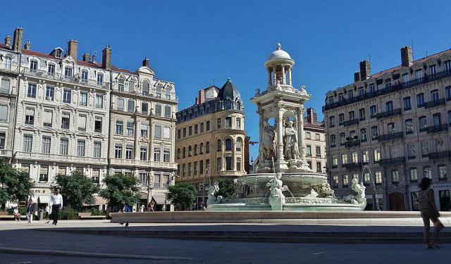 Lyon's Architectural Landmarks