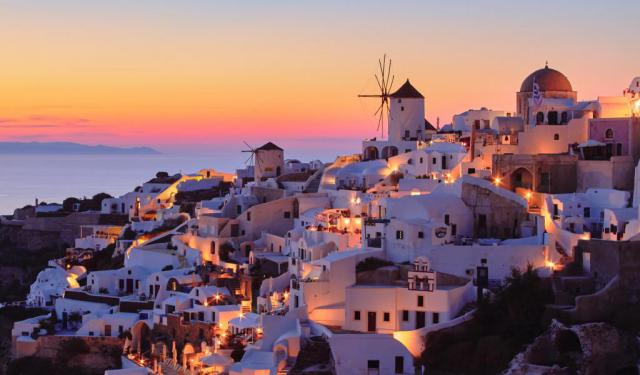 Oia Walking Tour, Santorini