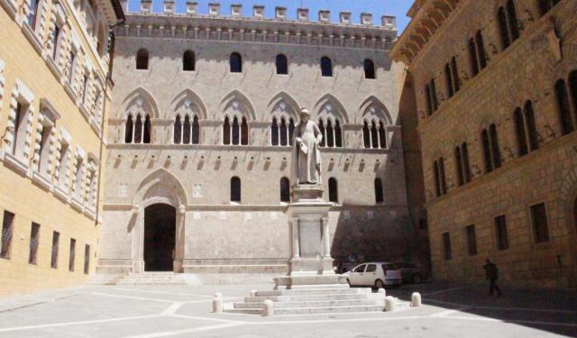 Siena's Palaces Walking Tour, Siena
