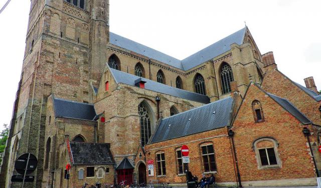 Historical Churches Tour, Brugge