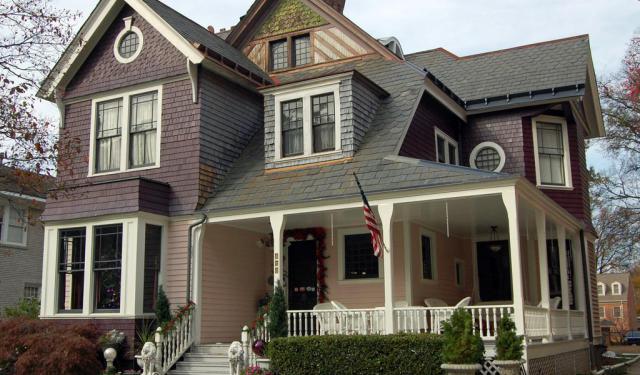 Charlotte's Historical Buildings Tour