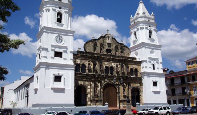Historical Churches Tour