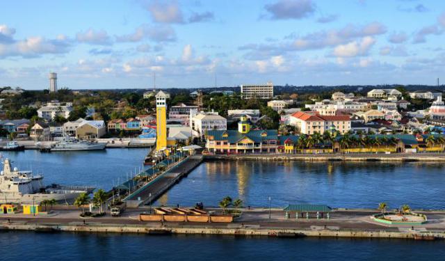 Nassau Introduction Walking Tour