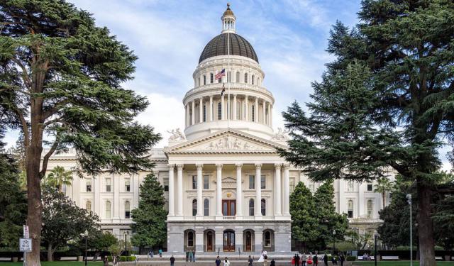 sacramento capitol self guided tour