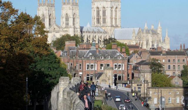 York Introduction Walking Tour