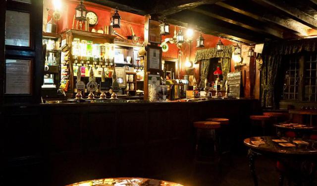 York's Historical Pubs Tour