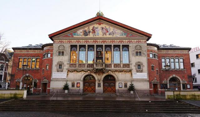 Historical Architectures Walking Tour