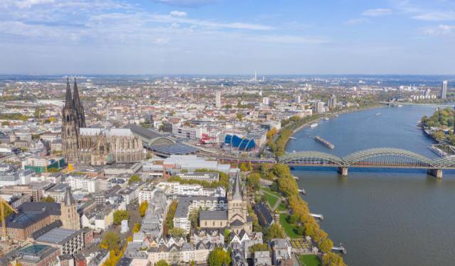 Cologne Introduction Walking Tour