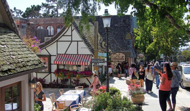Carmel Introduction Walking Tour, Carmel