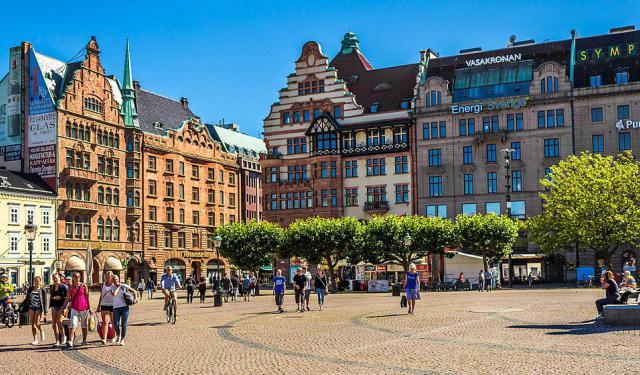 malmo sweden walking tour