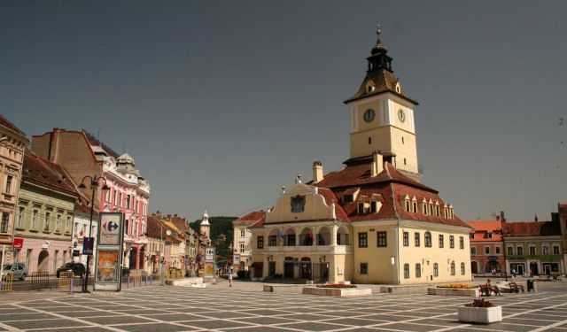 Brasov's Architectural Jewels Tour