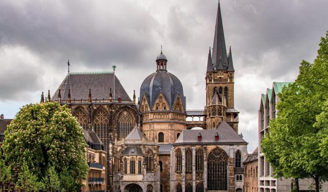 Aachen's Historical Buildings Tour, Aachen