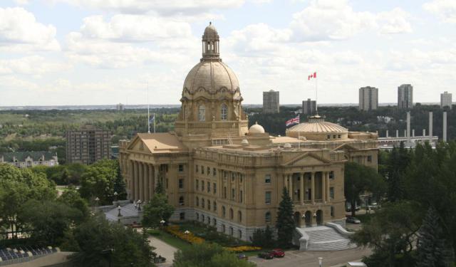 Edmonton Introduction Walking Tour