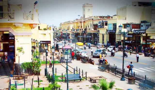 Lucknow Hazratganj Walking Tour