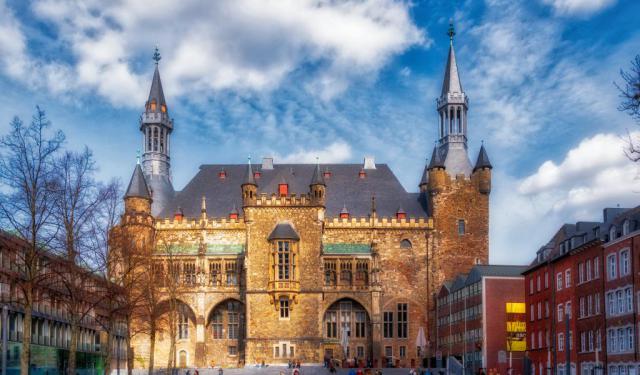 Aachen Introduction Walking Tour