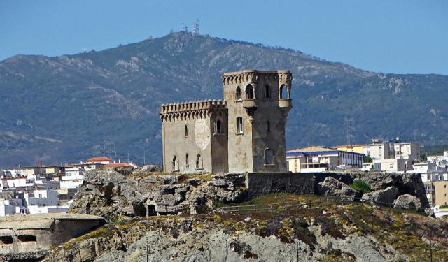 Cadiz's Old Fortifications Walking Tour