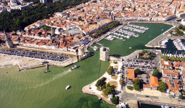 La Rochelle Introduction Walking Tour