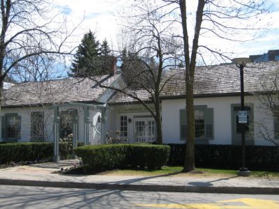 Auberge du Pommier, Toronto