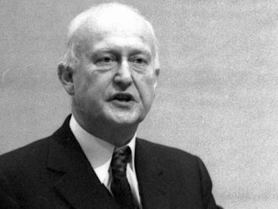 Statue of Pierre Pfilmlin - The Orangerie Park, Strasbourg