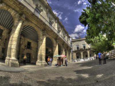Plaza de Armas (Square of Arms), Havana
