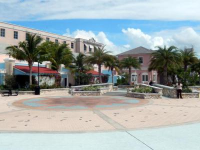 Pompey Square, Nassau