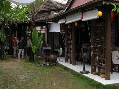 Y Thao Garden Restaurant, Hue