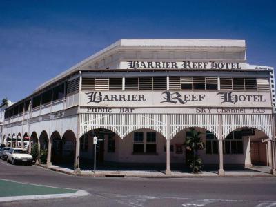 Barrier Reef Hotel, Cairns