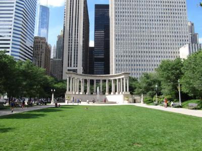 Wrigley Square and Millennium Monument, Chicago