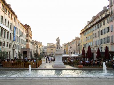 Cours Honoré-d'Estienne-d'Orves (Henri Estienne d'Orves Square), Marseille