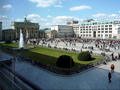 Pariser Platz (Paris Square), Berlin