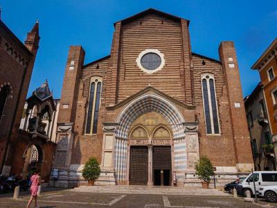 Sant'Anastasia Church, Verona