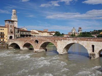 Ponte Pietra (Pietra Bridge), Verona
