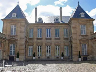 Museum of Decorative Arts and Design, Bordeaux