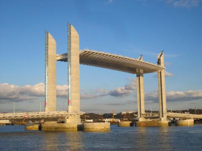 Pont Jacques Chaban-Delmas (Jacques Chaban-Delmas Bridge), Bordeaux